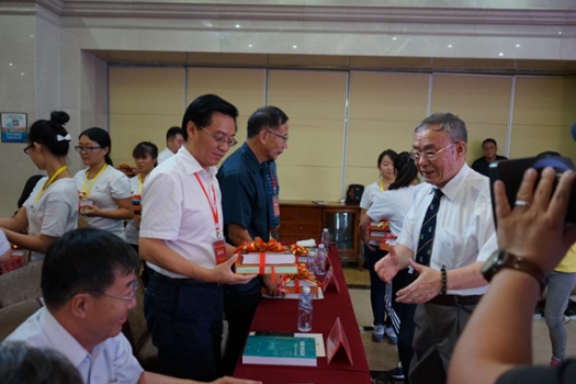 送書(shū)1_副本.jpg