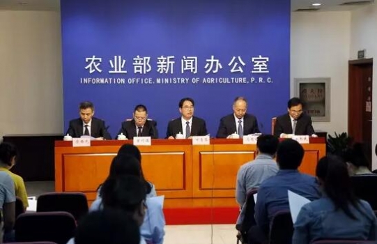 農(nóng)業(yè)部批評地方“一禁了之、一關了之”，對養(yǎng)殖場要給予一定的過渡期
