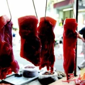 高肉價下 為何養(yǎng)豬賣肉的都不賺錢？