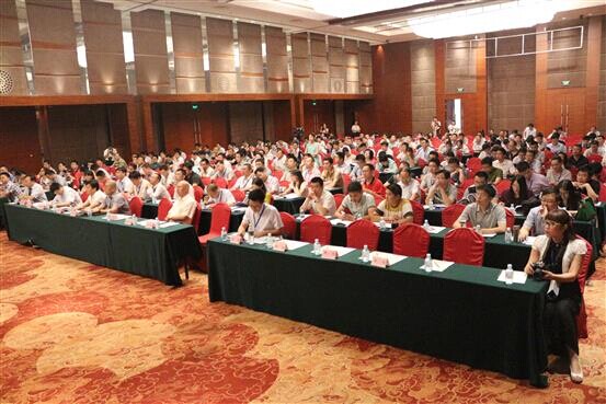 生物獸藥產(chǎn)業(yè)發(fā)展及抗菌肽科研高峰論壇成功舉辦