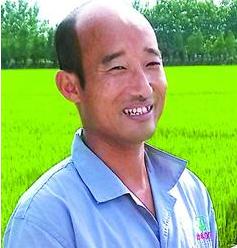 全國(guó)十佳農(nóng)民：耕300多畝田 養(yǎng)1000多頭豬